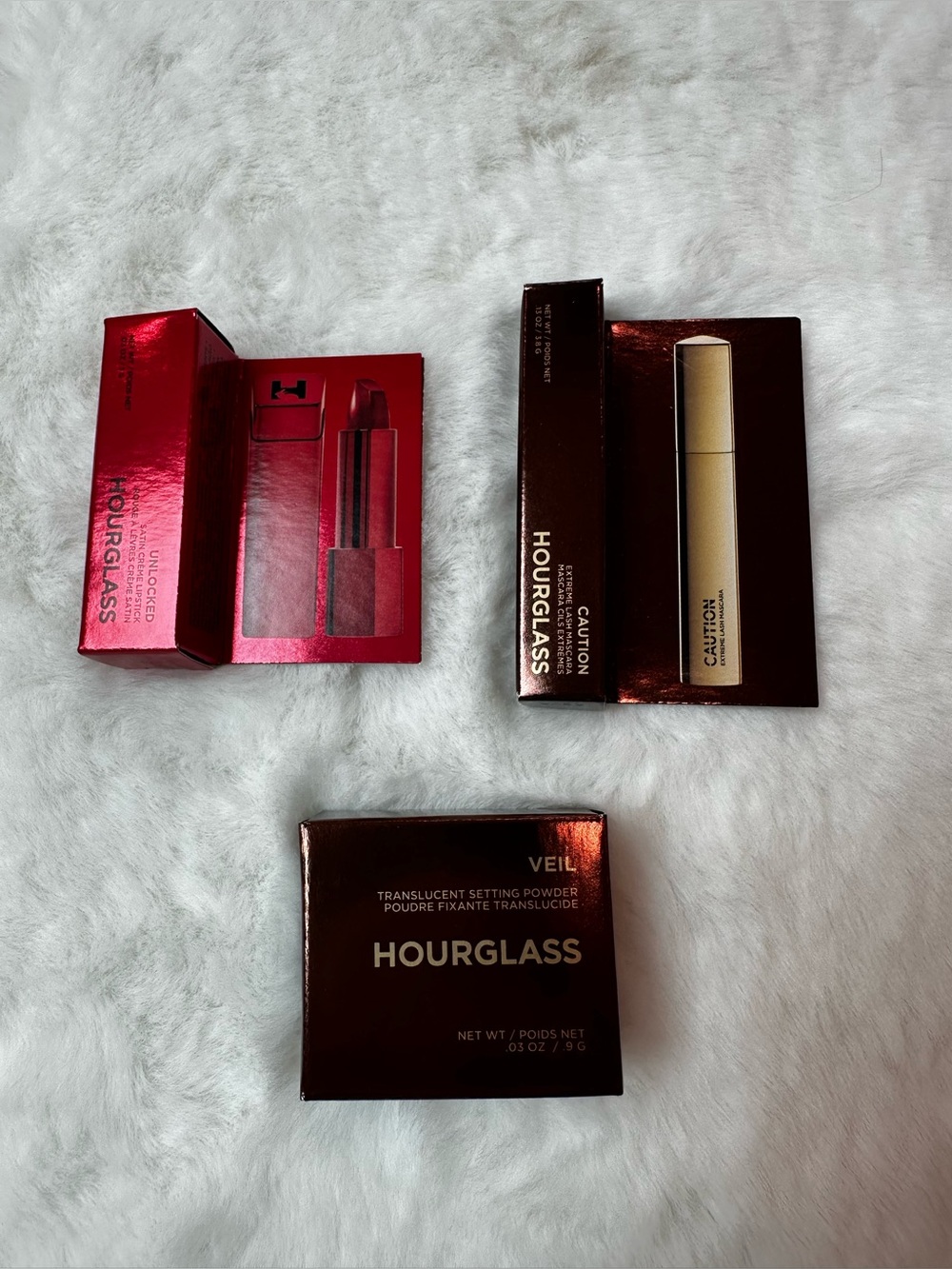 Hourglass Veil Translucent Setting Powder & Lipstick Duo - Gold and Red